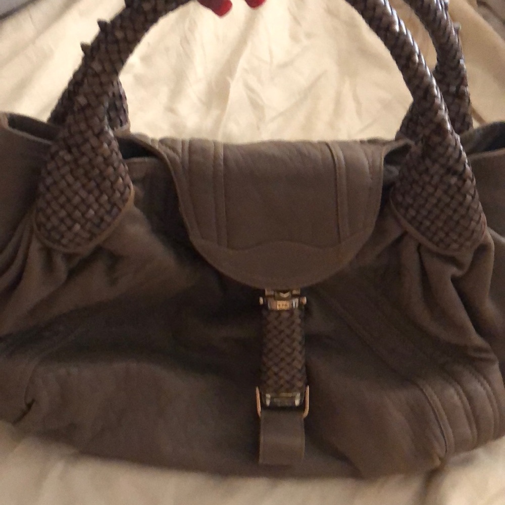 Fendi spy bag large nice cute must have hot pick leather limited color authentic - Picture 3 of 16